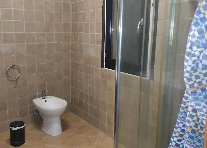 Lodge B E B Bascus Argius